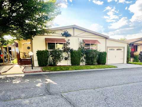 1001 SE 15th Street, Bend, OR 97702