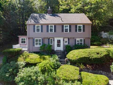 11 Drury Ln, Worcester, MA 01609