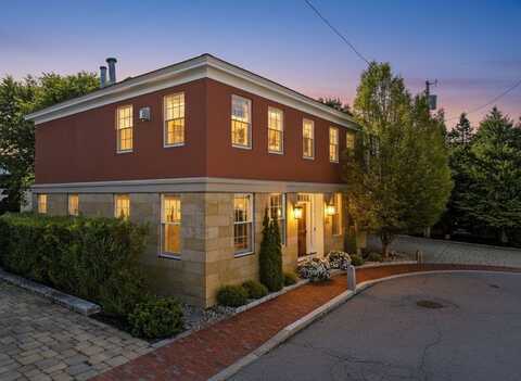 7 Vernon Street, Newburyport, MA 01950