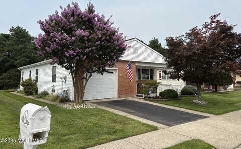 118 Orlando Boulevard, Toms River, NJ 08757