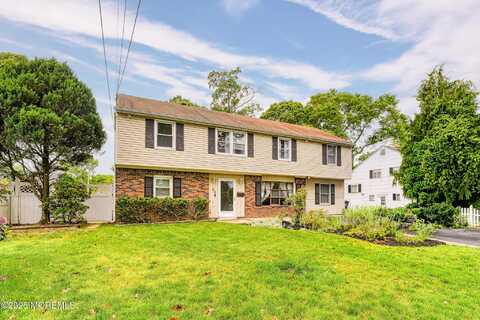 24 Peach Tree Road, Oakhurst, NJ 07755