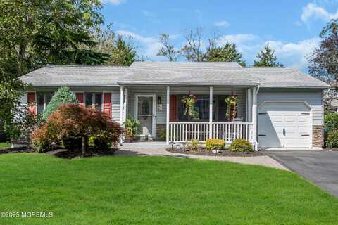106 Lonny Court, Toms River, NJ 08753