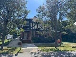 121 Central, Oakdale, NY 11769