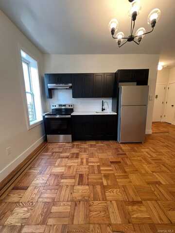 486 E 95th Street, Brooklyn, NY 11212