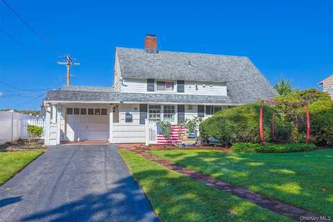 80 Cypress Lane E, Westbury, NY 11590