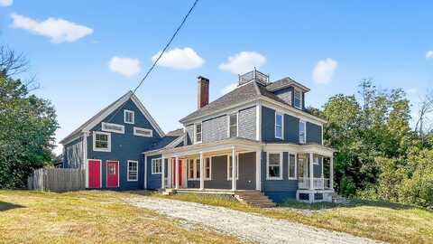 852 Gray Road, Gorham, ME 04038