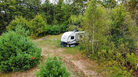 15 Sunshine Way, Burlington, ME 04417