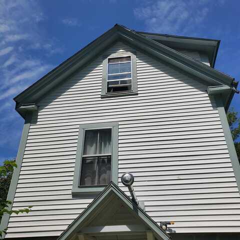 28 Central Street, Ellsworth, ME 04605