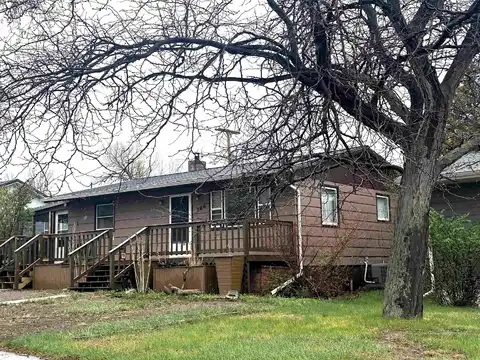 306 10th Avenue, Edgemont, SD 57735