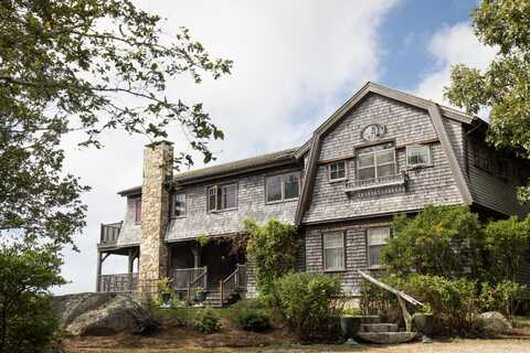 97 Longview Road, West Tisbury, MA 02575