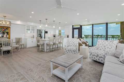 3450 Gulf Shore, NAPLES, FL 34103