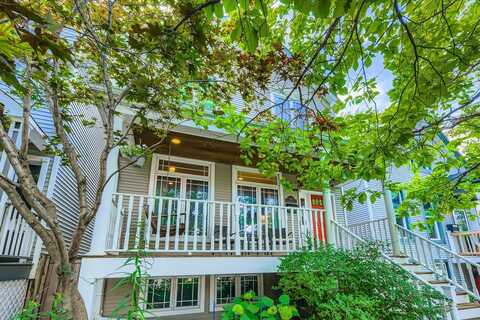 4830 N Seeley Avenue, Chicago, IL 60625