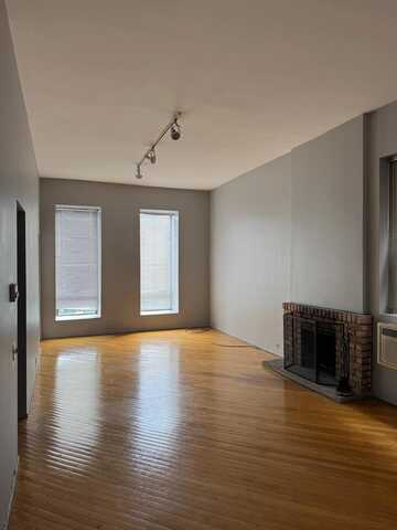 2130 N Halsted Street, Chicago, IL 60614
