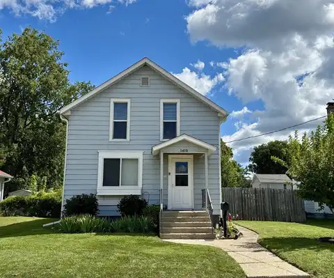 1410 3rd Avenue, Sterling, IL 61081