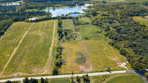 00 Green Road, Harvard, IL 60033