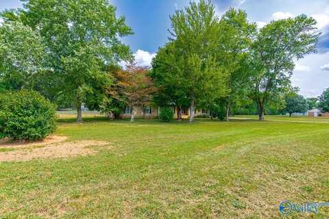 15352 Highway 231/431, Hazel Green, AL 35750