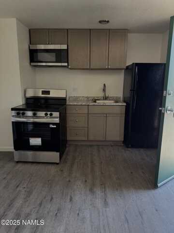 912 W 2nd Street, Winslow, AZ 86047