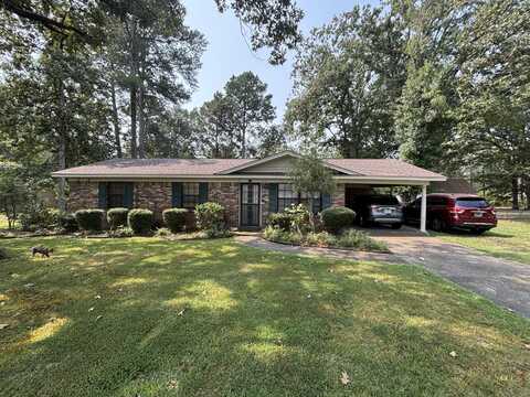 111 Cherokee Dr., Amory, MS 38821