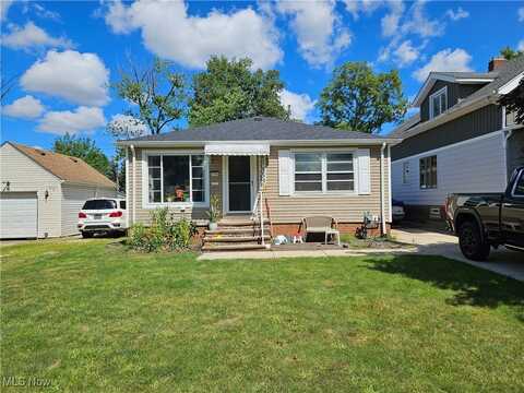 9118 Fernhill Avenue, Parma, OH 44129