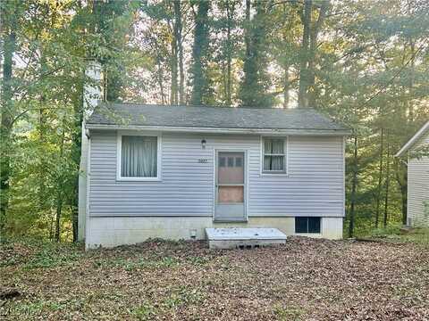 5027 Johnston Drive SW, Carrollton, OH 44615