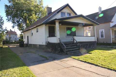 12508 Farringdon Avenue, Cleveland, OH 44105