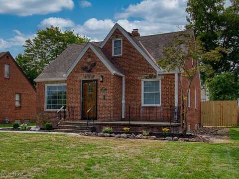 4407 Grantwood Drive, Parma, OH 44134