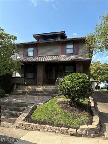 742-744 Sheffield Avenue NE, Massillon, OH 44646