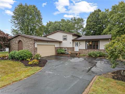 1678 N Orchard Road NE, Bolivar, OH 44612