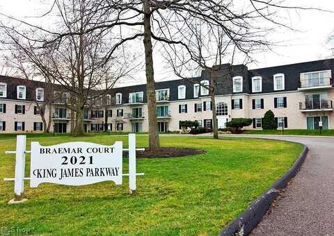 2021 King James Pkwy, Westlake, OH 44145