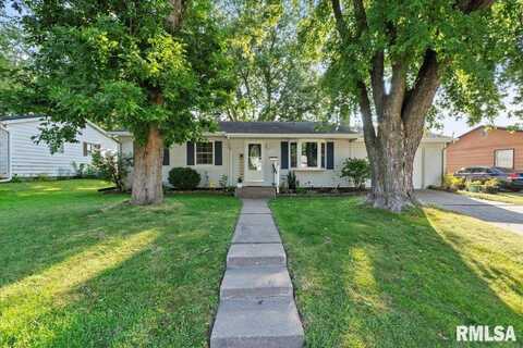 1107 North Thornwood Avenue, Davenport, IA 52804