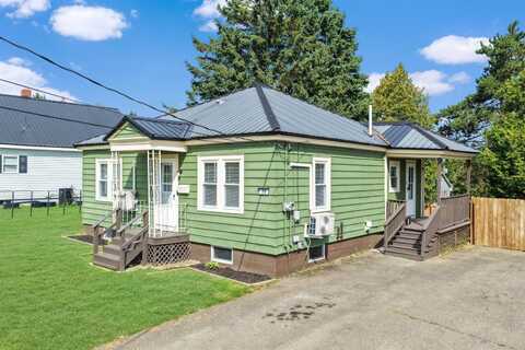30 Crosby Avenue, Caribou, ME 04736