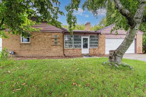2116 W Michigan Avenue, Saginaw, MI 48638