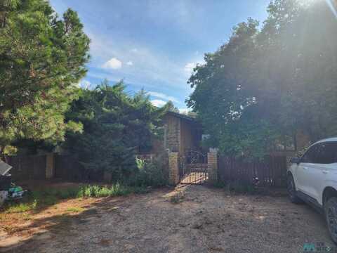 638 S Roosevelt Road S Road, Portales, NM 88130