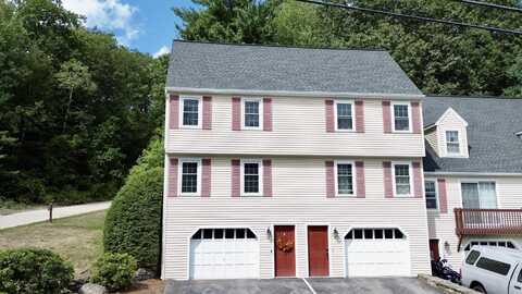 22 Hawkstead Hollow, Nashua, NH 03063