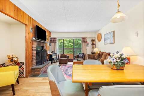 137 East Mountain Road, Killington, VT 05751