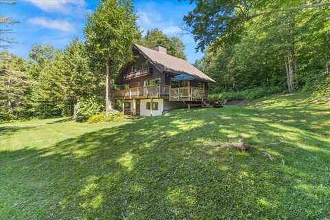 162 Smugglers View Road, Cambridge, VT 05464