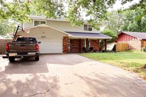 2707 S 27th Street, Muskogee, OK 74401