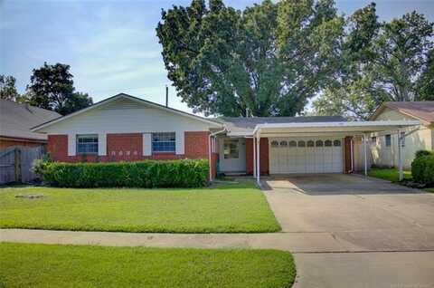 8636 E 28th Place, Tulsa, OK 74129