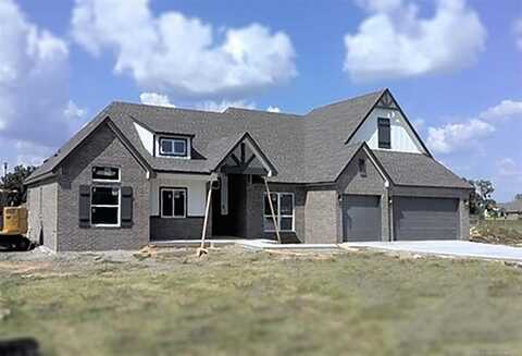 2107 E 45th Place, Sand Springs, OK 74063