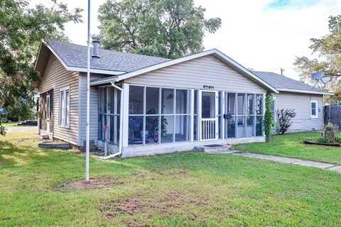 202 W 4th Street, Skiatook, OK 74070
