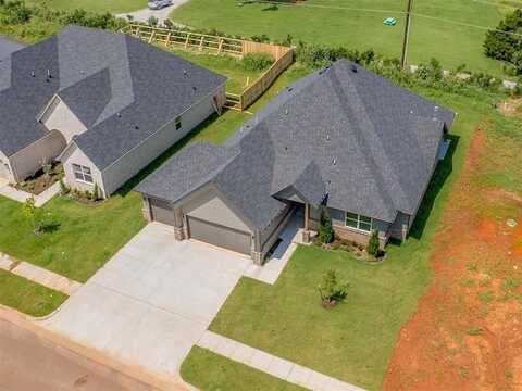 14525 Astor Lane, Yukon, OK 73099