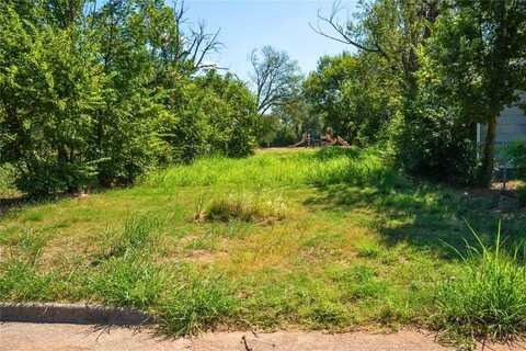 1716 SW 13 Street, Lawton, OK 73501
