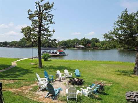 106 Lynne Street, Mabank, TX 75156