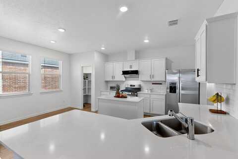 8009 Green Heron Drive, McKinney, TX 75071