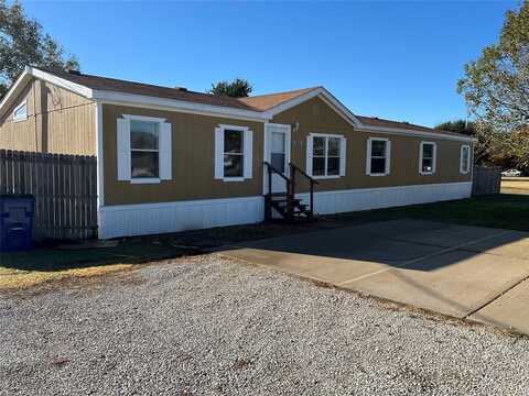 1916 Coleman Road, Burleson, TX 76028
