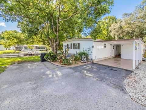 104 E Sterling Way, Leesburg, FL 34788