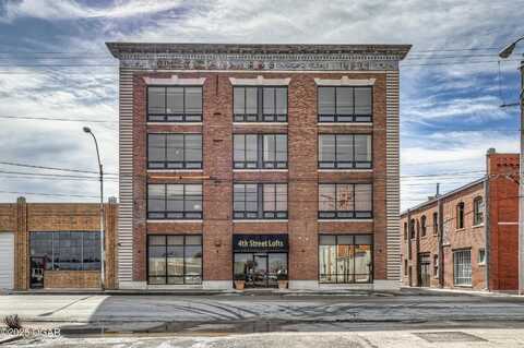 214 E 4th Street, Joplin, MO 64801