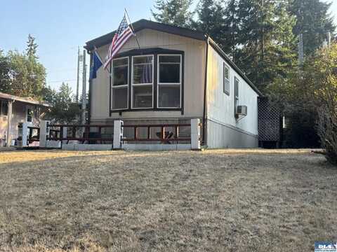 2016 W 14th St, Port Angeles, WA 98363