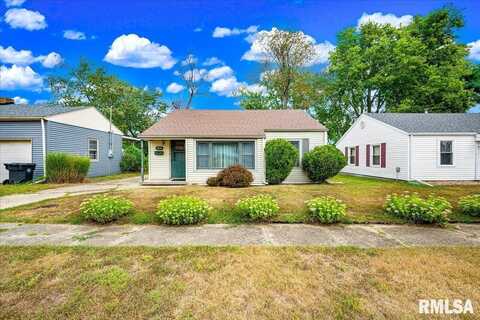 1513 LORETTA Street, Pekin, IL 61554