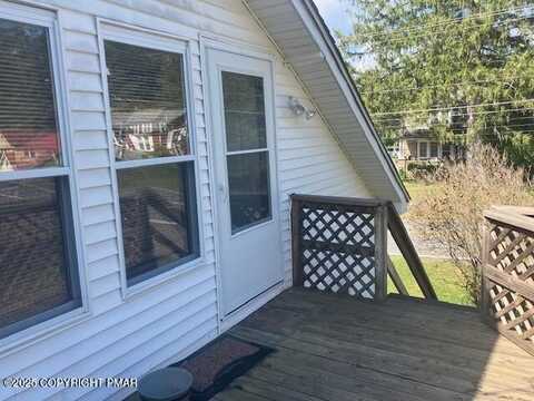 2416 PA-390, Canadensis, PA 18325